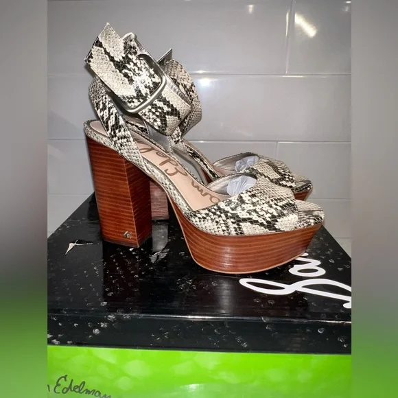 Sam Edelman Rain Platform - Picture 5 of 13